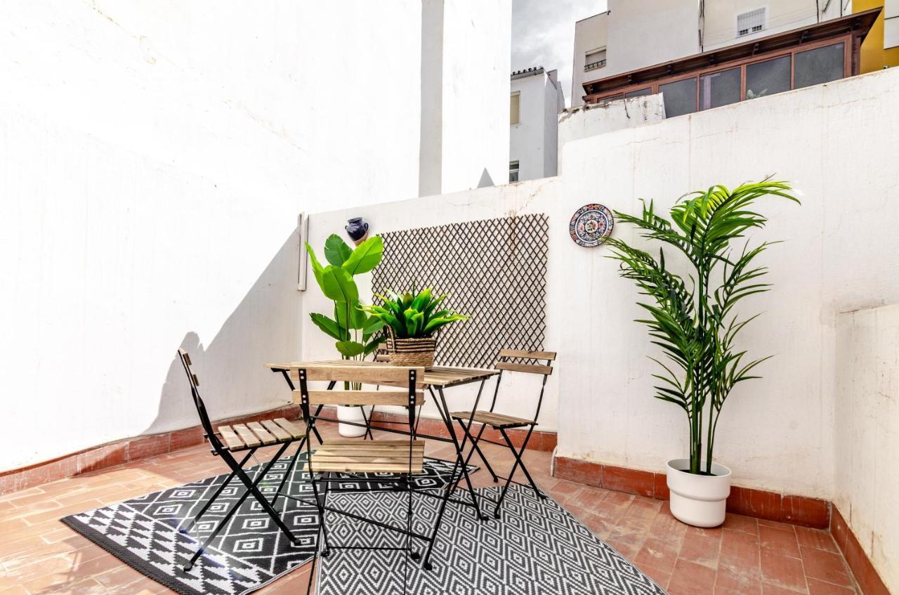 Wintowinrentals Your Home Steps From The Center Málaga Exteriör bild