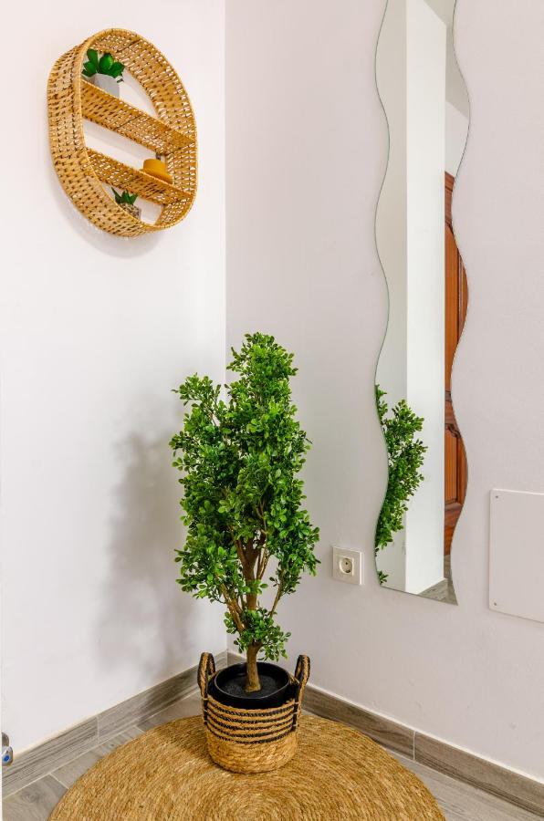 Wintowinrentals Your Home Steps From The Center Málaga Exteriör bild