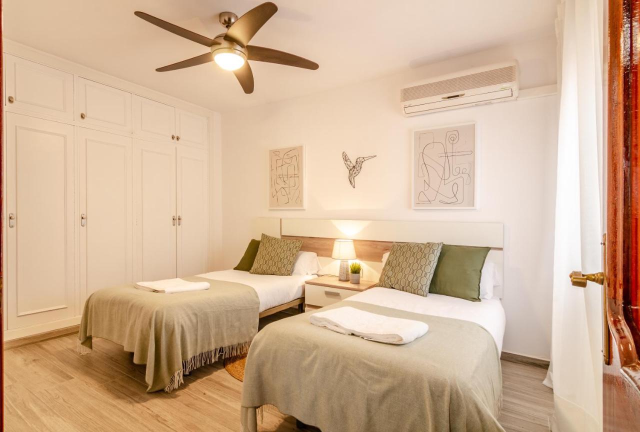 Wintowinrentals Your Home Steps From The Center Málaga Exteriör bild