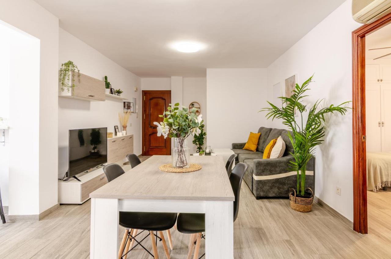 Wintowinrentals Your Home Steps From The Center Málaga Exteriör bild