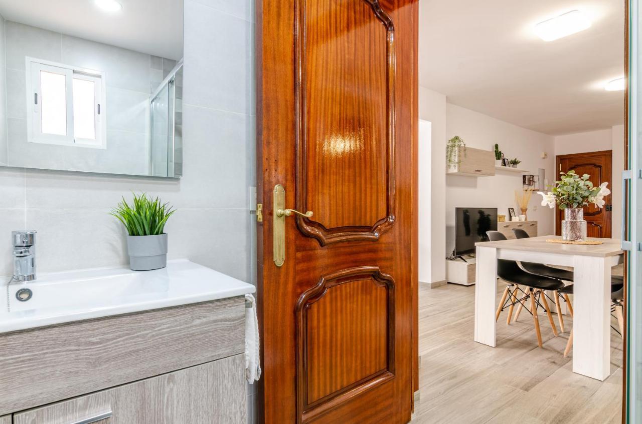 Wintowinrentals Your Home Steps From The Center Málaga Exteriör bild