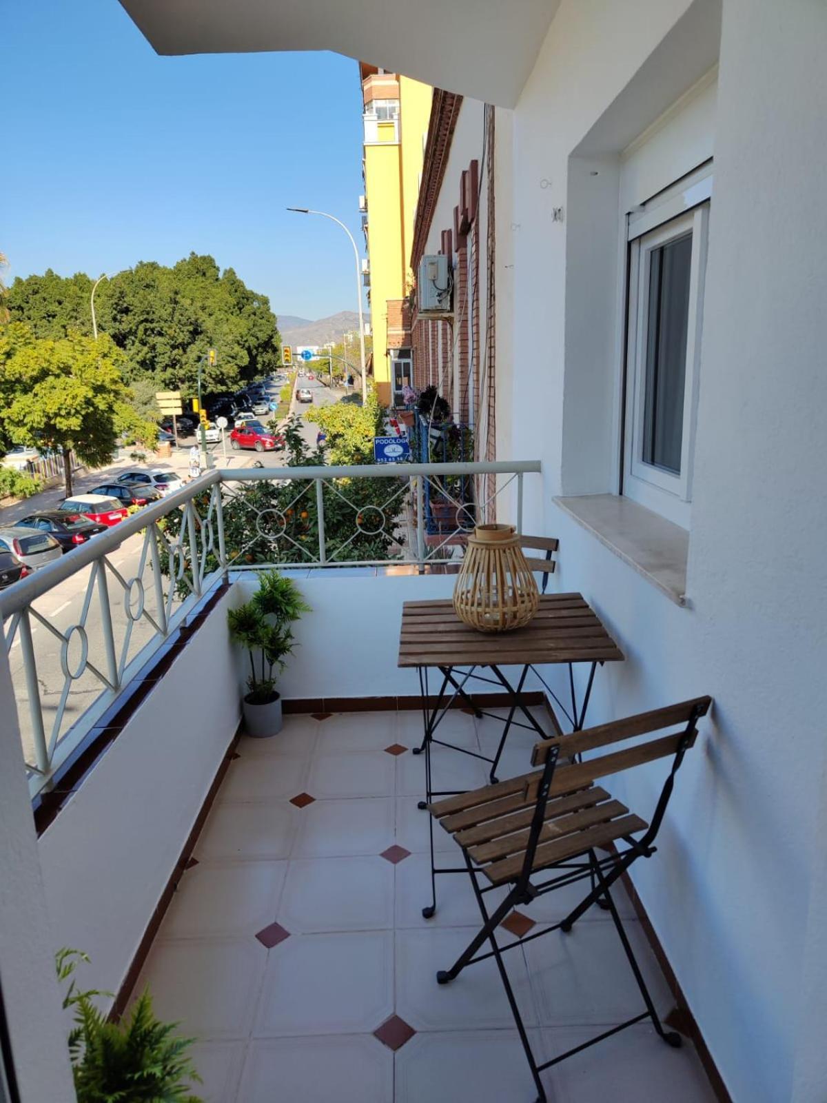 Wintowinrentals Your Home Steps From The Center Málaga Exteriör bild