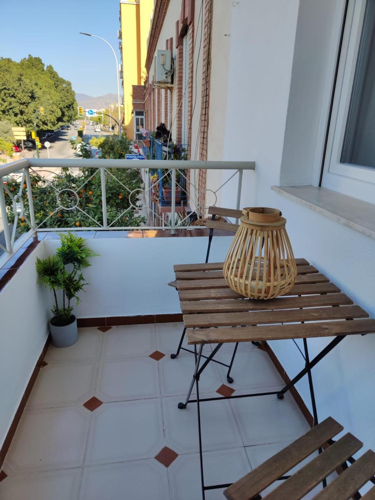 Wintowinrentals Your Home Steps From The Center Málaga Exteriör bild